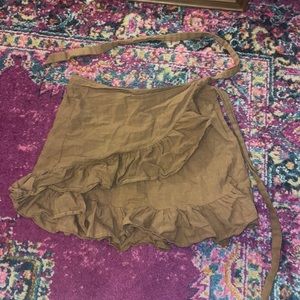 Brown trendy skirt